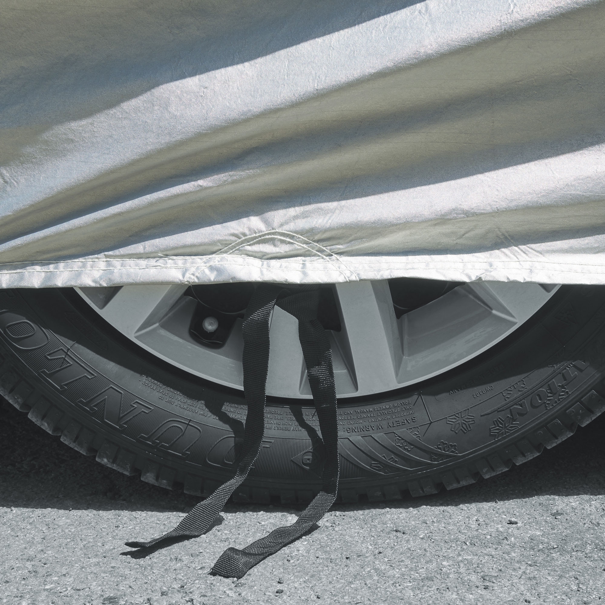 Autoabdeckung / Auto-Vollgarage, silber, Größe 435 x 180 x 160 cm, inkl.  Reflexionsstreifen, Reißverschluss Fahrerseite (Links)