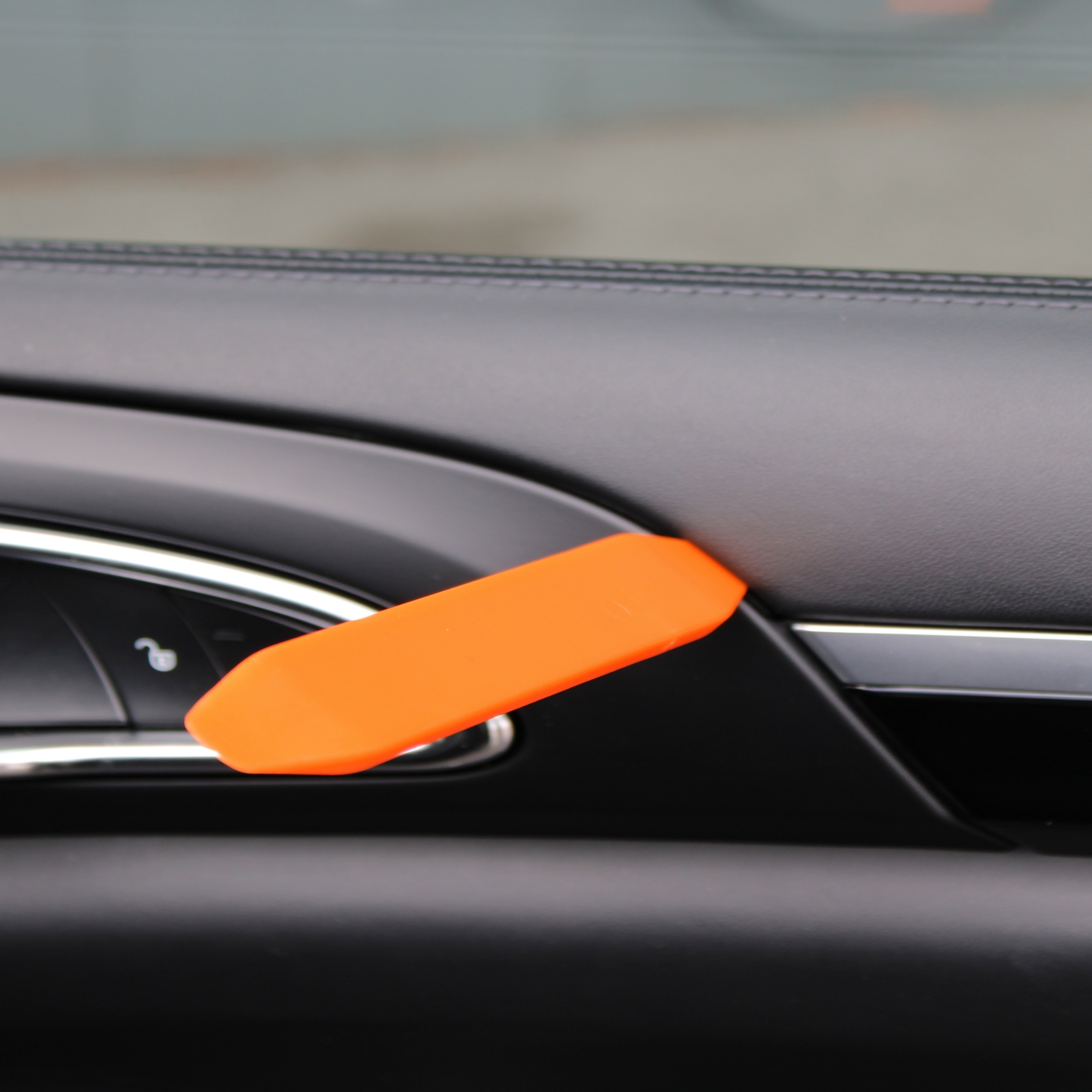 4 pcs. Car Trim Removal Tool Kit Panel Door Pry Dash Interior Clip